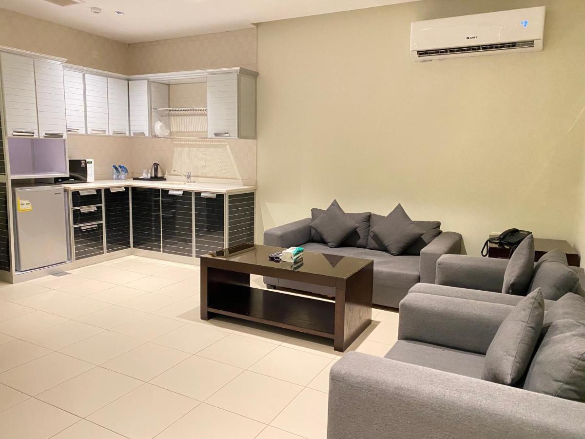Triple Tree Serviced Unites Al-Hofuf Ngoại thất bức ảnh